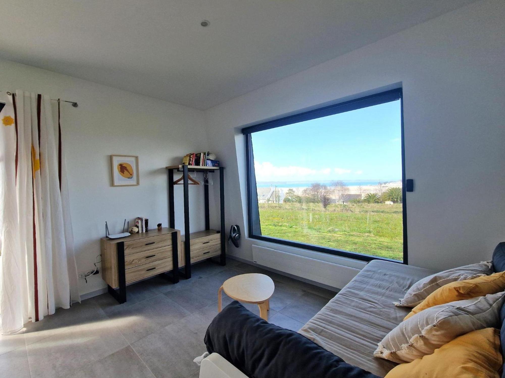 Studio With Terrace And Superb Sea View Локирек Екстериор снимка